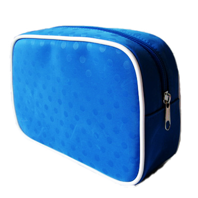 Same body color dot printing makeup bag